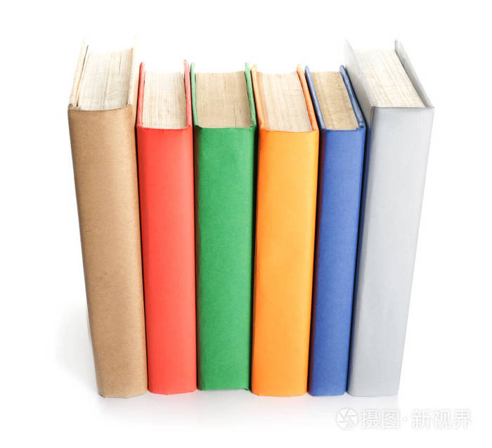 许多书都是白底的