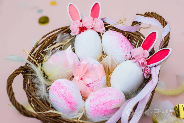 复活节彩蛋可爱的兔子有趣的装饰复活节快乐
