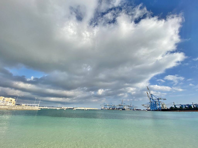 旅行 旅游业 悬崖 海滩 假期 海湾 海景 海岸 戈佐 蓝海