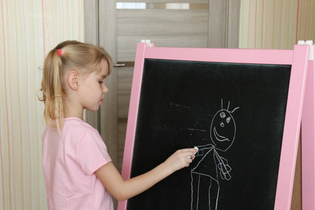 幸福 教室 艺术 儿童背景 粉笔 学习 颜色 学校 教育