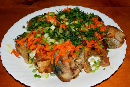 烹饪 沙拉 晚餐 油炸 大米 胡椒粉 猪肉 蔬菜 美味的