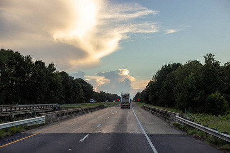 自然 公路 美国 运动 风景 开车 卡车 天空 高速公路