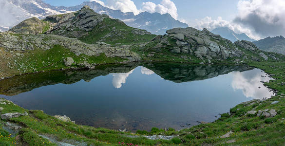 天空 阿尔卑斯山 假期 反射 夏天 风景 欧洲 自然 意大利