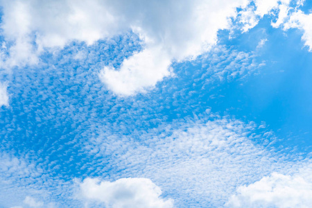 空气 积云 纯洁 天堂 毛茸茸的 天际线 气象学 颜色 美丽的