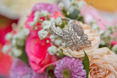 周年纪念日 奢侈 结婚 圆圈 夫妇 金属 玫瑰 宝石 蜜月