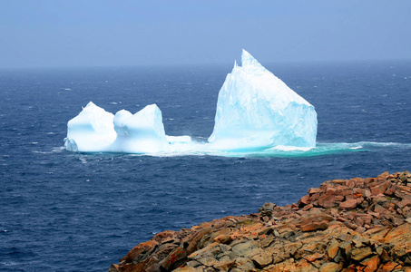 晶体 旅游业 风景 反射 变暖 冻结 环境 季节 海洋 冒险
