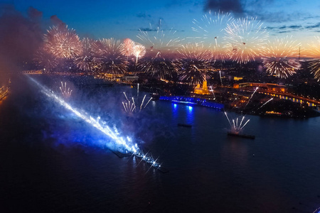 彼得堡 美丽的 第四 发光 庆祝 颜色 泼洒 聚会 反射