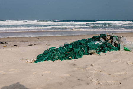 液体 材料 行业 海岸 倾倒 浪费 金属 城市 自然 波动