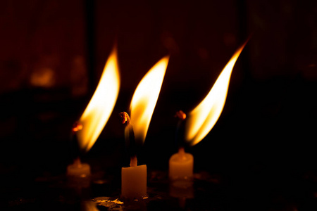 火焰 葬礼 圣诞节 希望 木材 和平 宗教 假日 烛光 冥想