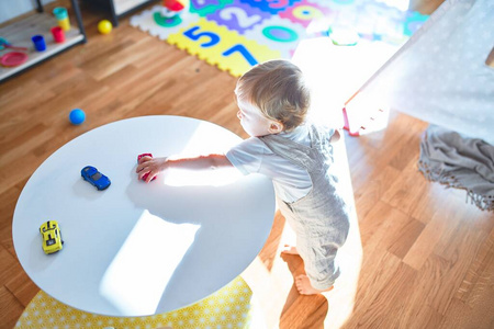 玩具 房子 可爱的 教育 漂亮的 育儿 幼儿园 面对 美女