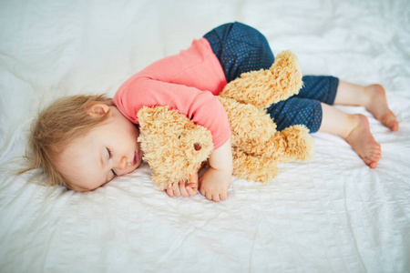人类 棉被 宝贝 美丽的 婴儿室 可爱极了 软的 房间 放松