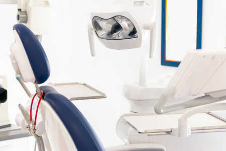 正畸 牙齿 咨询 技术 技工 龋病 临床 仪器 照明 诊断