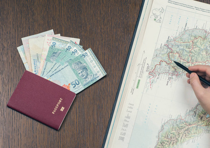 国家的 地图 身份证件 美元 货币 护照 文件 财富