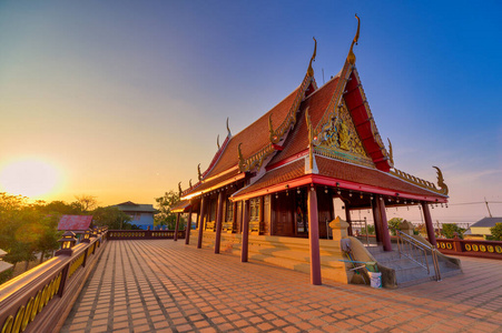 传奇 荣誉 宝塔 旅行 泰语 城市 旅行者 亚洲 建筑 佛教徒