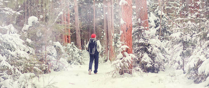 旅游业 胜利 轨道 自由 斯堪的纳维亚 冒险 降雪 男人