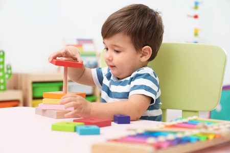 享受 婴儿室 闲暇 娱乐 玩具 童年 有趣的 乐趣 学习