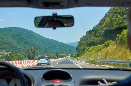 车辆 运输 挡风玻璃 旅行 远的 距离 移动 沥青 开车