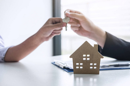 合同 银行业 商人 协议 投资 顾客 贷款 公寓 计算 抵押贷款