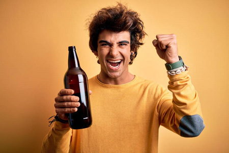 欢呼 肖像 庆祝 啤酒 男人 武器 尖叫 玻璃 聚会 幸福