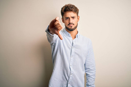 成人 拒绝 手势 拇指 签名 衬衫 不同意 男人 坏的 站立