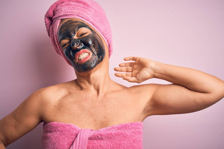 面具 按摩 护肤品 脖子 治疗 疾病 伤害 成人 黑发 皮肤