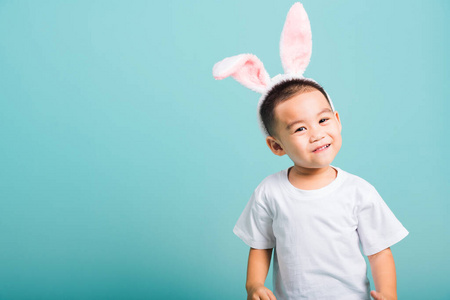 可爱极了 服装 小孩 耳朵 童年 宝贝 白种人 男孩 复活节