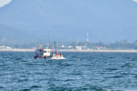 亚洲 假日 运输 海洋 拖网渔船 海的 钓鱼 旅行 海岸