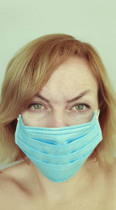 流感 白种人 健康 预防 面具 成人 空气 女人 污染 危险