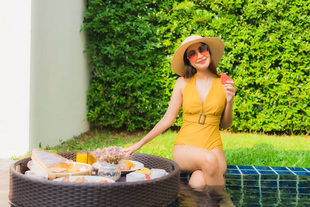 夏天 假期 早餐 女人 冰沙 托盘 水塘 桌子 乐趣 奢侈