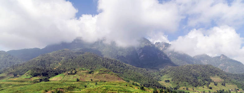 小山 土地 薄雾 黎明 山谷 乡村 朦胧 木材 早晨 阿尔卑斯山