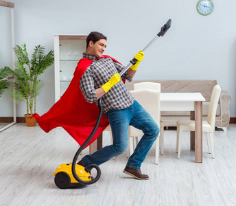超级英雄清洁工在家工作