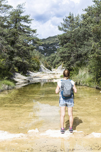 旅游业 探险家 旅行者 流动 行走 辛卡 女孩 旅行 美丽的