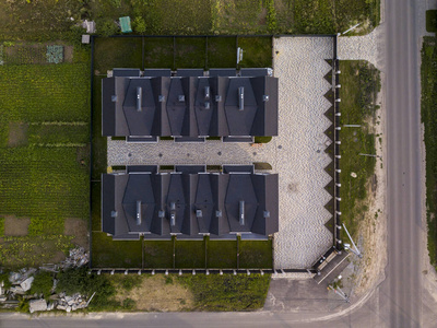 全景图 邻居 屋顶 土地 住宅 村庄 院子 街道 房屋 郊区