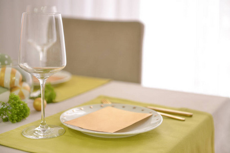 玻璃 餐巾 桌子 宗教 盘子 颜色 季节 基督教 假日 晚餐