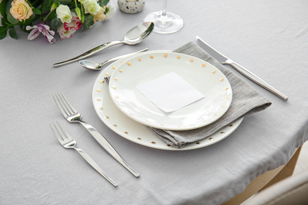 晚餐 桌子 浪漫的 颜色 餐具 食物 客人 美丽的 仪式