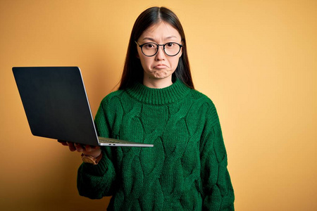 麻烦 抑郁 肖像 玻璃杯 女人 情感 愤怒的 强调 忧心忡忡