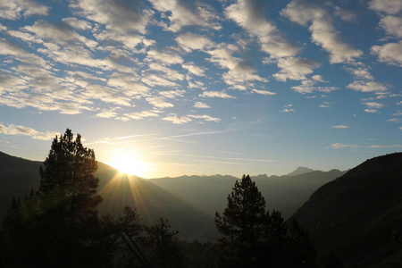 暮光 轮廓 天空 傍晚 公园 日落 黎明 日出 小山 风景