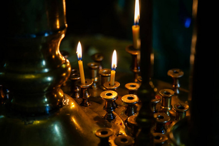 祈祷 寺庙 假日 蜡烛 烛台 文化 天主教 成人 教堂 上帝