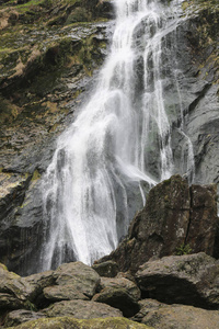 公园 岩石 流动的 流动 春天 瀑布 风景 美丽的 自然