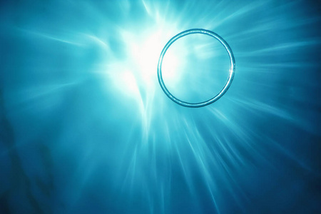 美女 透明的 形象 气泡 戒指 水下 海洋 圆圈 潜水 阳光