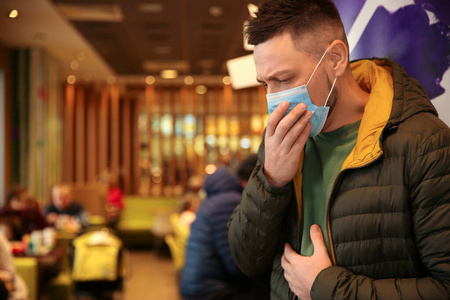 白种人 传输 面具 病毒 成人 保护 危险 感染 寒冷的