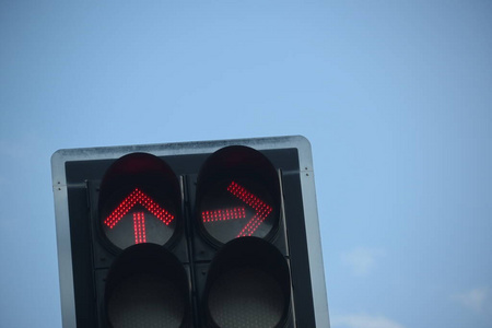 警告 十字路口 安全 红绿灯 交通 车道 运输 正确的 箭头