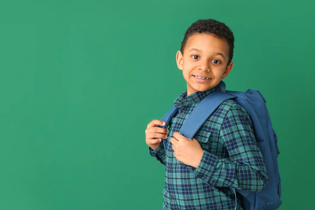 童年 生长 研究 运动 男孩 肖像 知识 背包 可爱极了