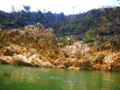 全景图 反射 森林 夏天 旅行 美丽的 岩石 风景 公园