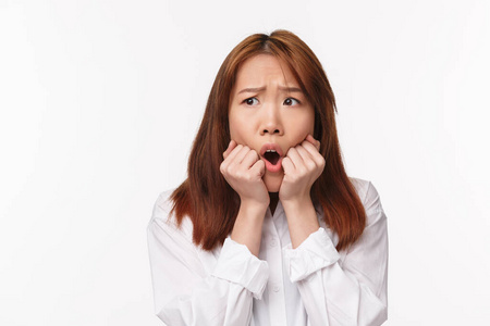 害怕看起来害怕图片