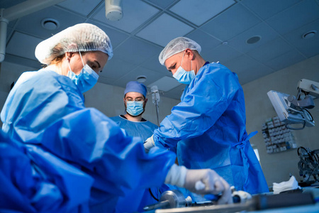 技术 外科手术 团队合作 治疗 外科医生 助理 面具 病人