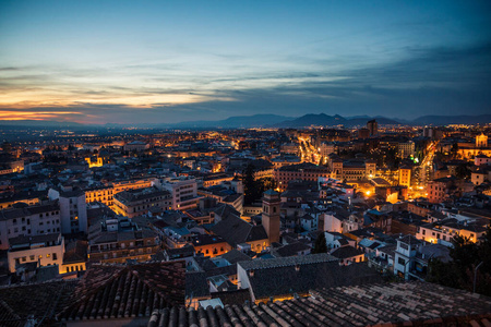 西班牙 照亮 建筑学 黄昏 暮光 古老的 城市景观 市中心