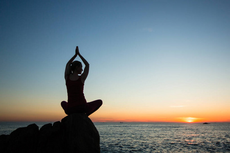 冥想 姿势 日出 精神 和谐 早晨 训练 平衡 介意 身体