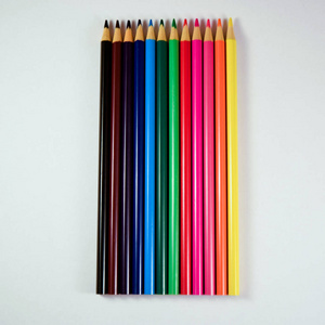 颜色 铅笔 绘画 彩虹 教育 艺术 木材 油漆 学校 调色板