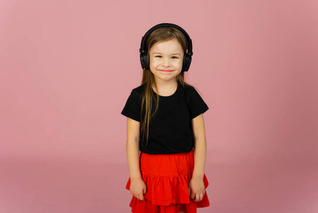 声音 快乐 儿童 博客 粉红色 享受 可爱的 幸福 小孩